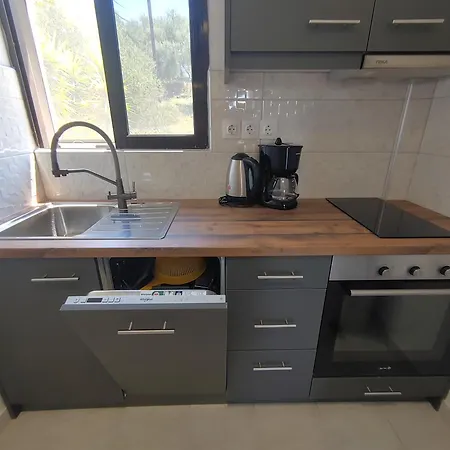 Appartement Bouka Astrakeri