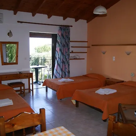 Apartament Bouka Astrakeri